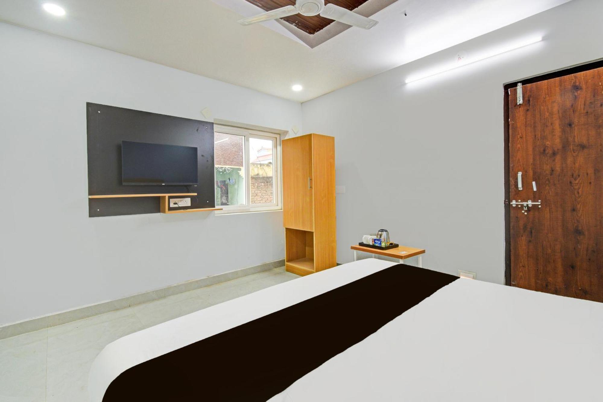 Hotel O Rbs Square Inn Uppal 海得拉巴 外观 照片